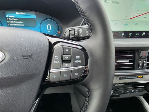 New 2026 Ford Escape SE w/ PHEV Premium Package image 16