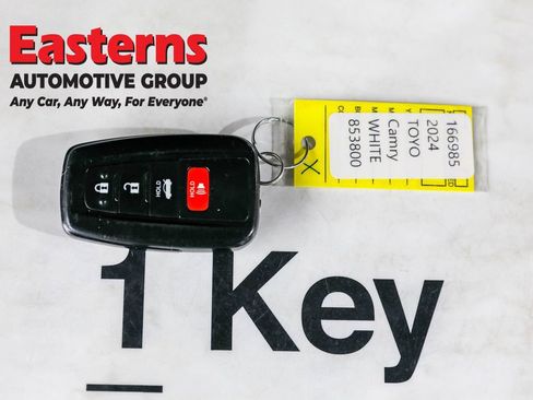 Used 2024 Toyota Camry SE w/ Cold Weather Package image 25