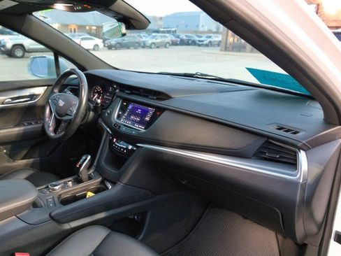 Used 2020 Cadillac XT5 Luxury image 31