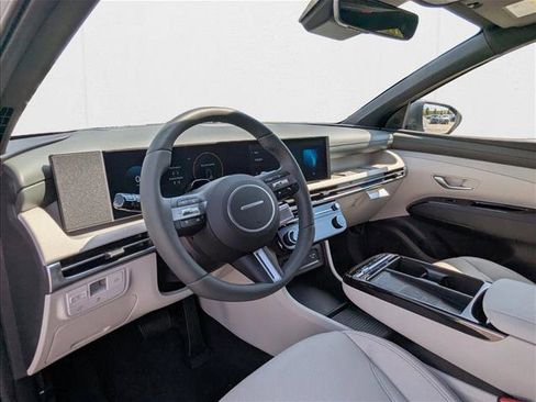 New 2026 Hyundai Tucson Limited image 23