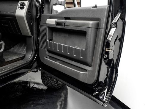 Used 2016 Ford F350 Lariat w/ Lariat Ultimate Package AWD/4WD image 47