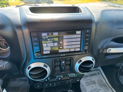 Used 2016 Jeep Wrangler Unlimited Sahara w/ Dual Top Group image 24