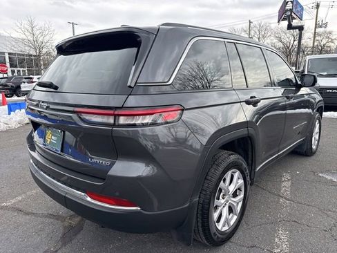 Certified 2022 Jeep Grand Cherokee Limited w/ MOPAR Finishing Package image 18