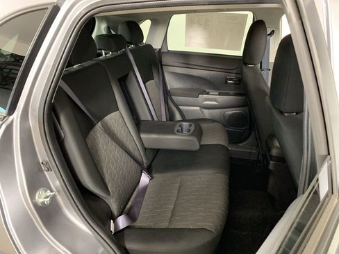 Used 2025 Mitsubishi Outlander Sport ES image 31