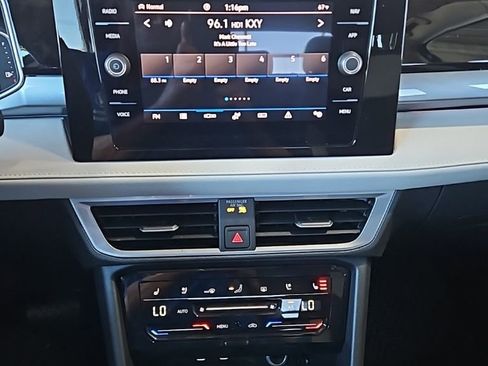 New 2026 Volkswagen Taos SEL image 30