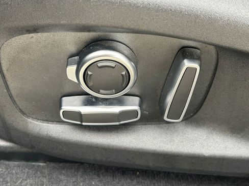 Used 2024 Jaguar F-PACE R-Dynamic S image 29