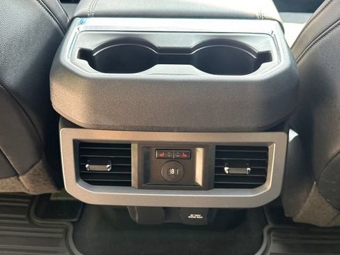 Used 2024 Ford F250 Lariat w/ Lariat Ultimate Package AWD/4WD image 20