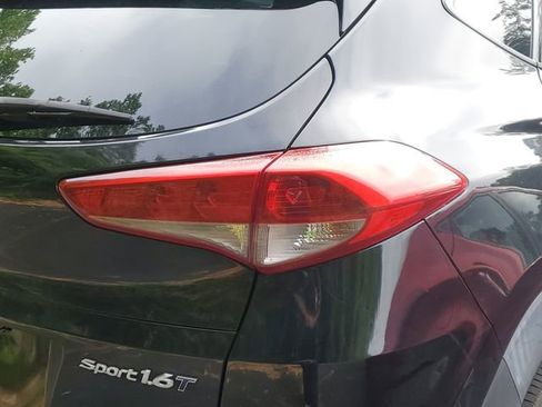 Used 2017 Hyundai Tucson Sport FWD image 8