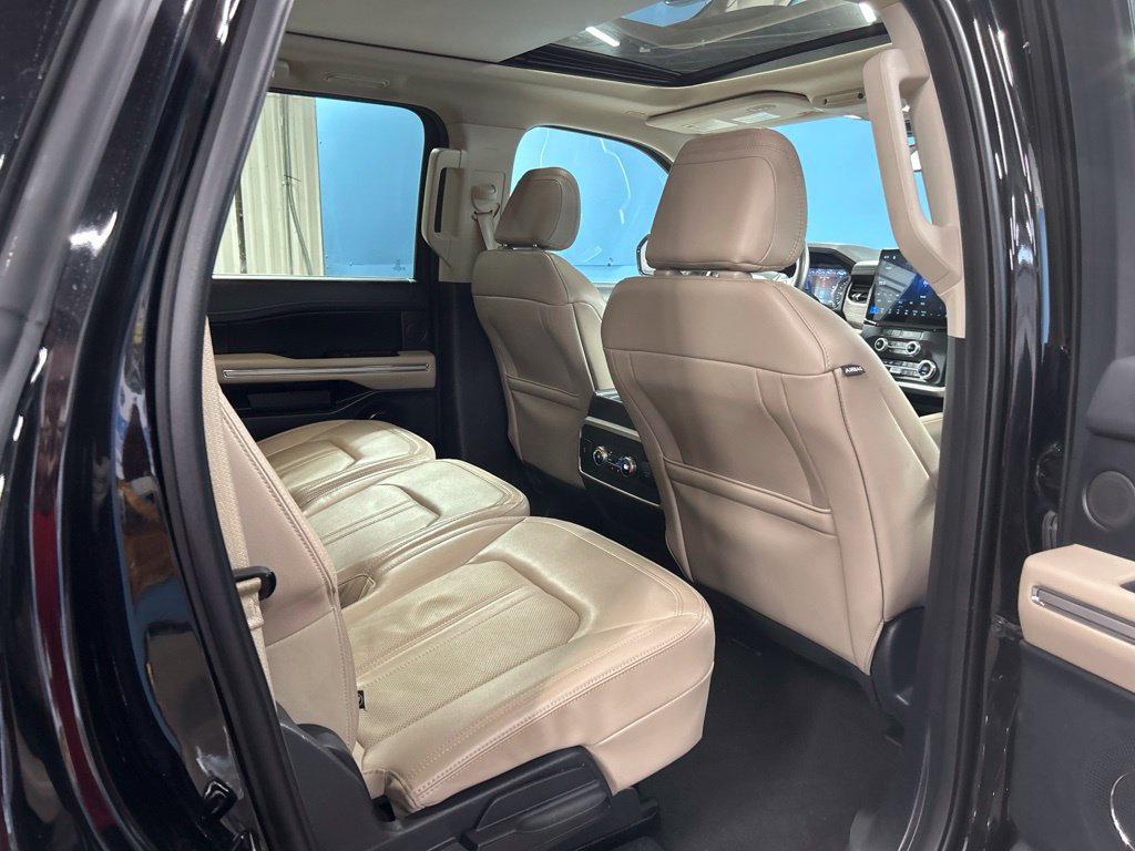 Used 2024 Ford Expedition Max Limited AWD/4WD image 44
