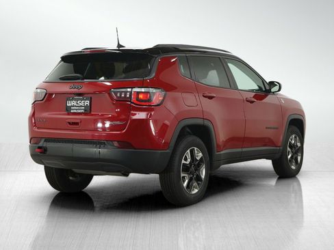 Used 2017 Jeep Compass Trailhawk w/ Popular Equipment Group AWD/4WD image 5