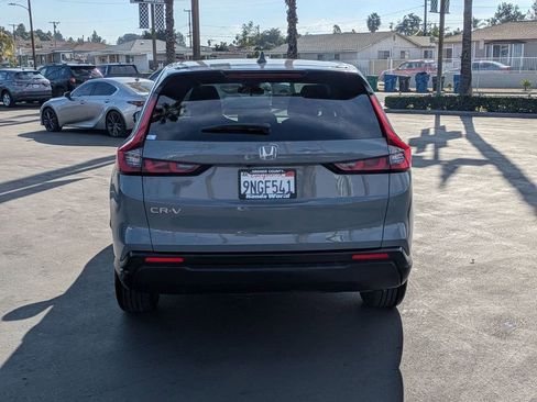 Certified 2025 Honda CR-V EX image 17