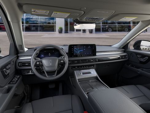 New 2026 Lincoln Aviator AWD image 9