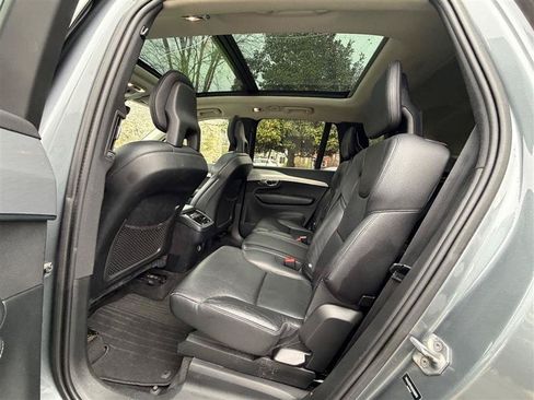 Used 2016 Volvo XC90 T6 Momentum AWD/4WD image 22