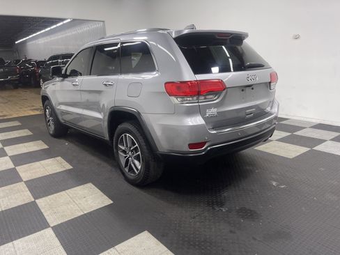 Used 2018 Jeep Grand Cherokee Limited image 2