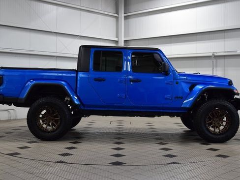 Used 2024 Jeep Gladiator Sport image 6