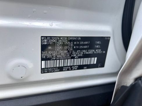 Used 2019 Toyota RAV4 XLE AWD/4WD image 40