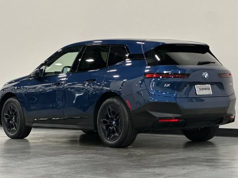 Used 2024 BMW iX xDrive50 w/ Convenience Package AWD/4WD image 6
