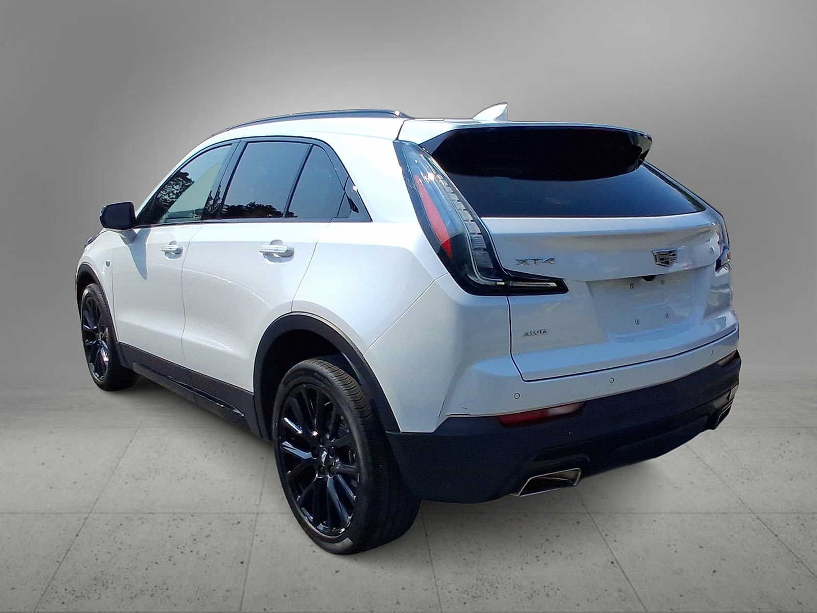 Used 2023 Cadillac XT4 Sport AWD/4WD image 6