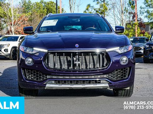 Used 2018 Maserati Levante GranLusso image 10