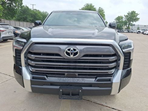 Used 2025 Toyota Tundra Limited w/ Power Package AWD/4WD image 9