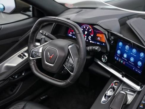 Used 2020 Chevrolet Corvette Stingray Coupe w/ 1LT RWD image 4