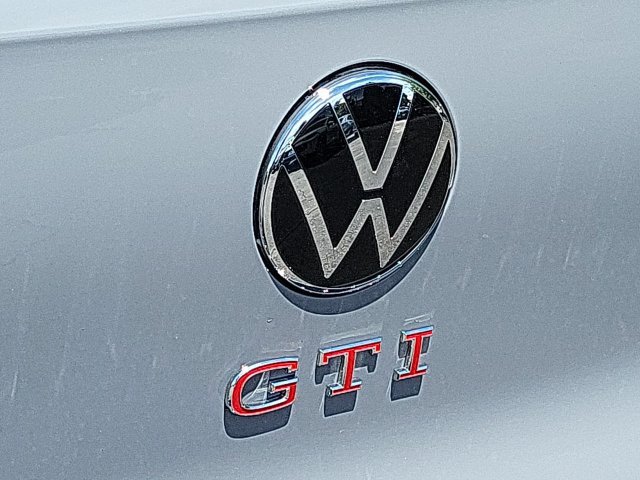 New 2026 Volkswagen GTI SE FWD image 16