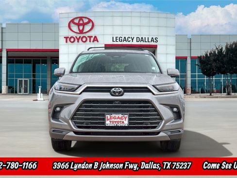 Used 2026 Toyota Grand Highlander AWD image 6