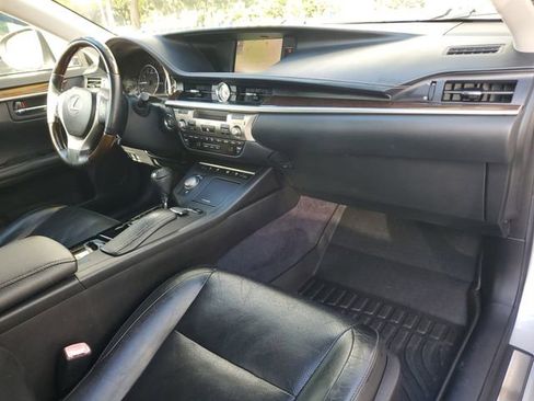 Used 2013 Lexus ES 350 FWD image 10