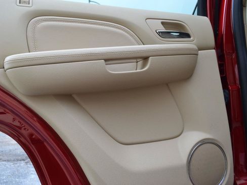 Used 2014 Cadillac Escalade Premium AWD/4WD image 54