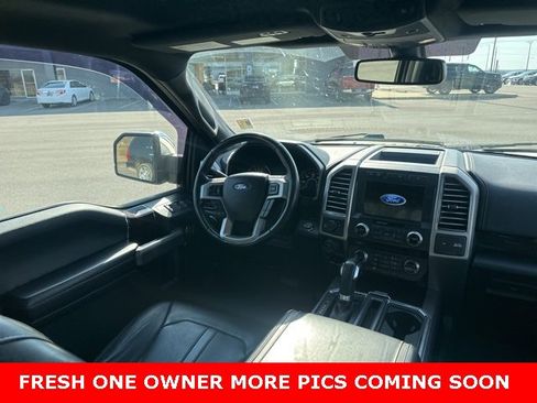 Used 2017 Ford F150 Platinum w/ Equipment Group 701A Luxury image 12