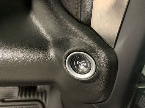 Used 2021 GMC Sierra 2500 AT4 w/ Gooseneck/5TH Wheel Package image 30