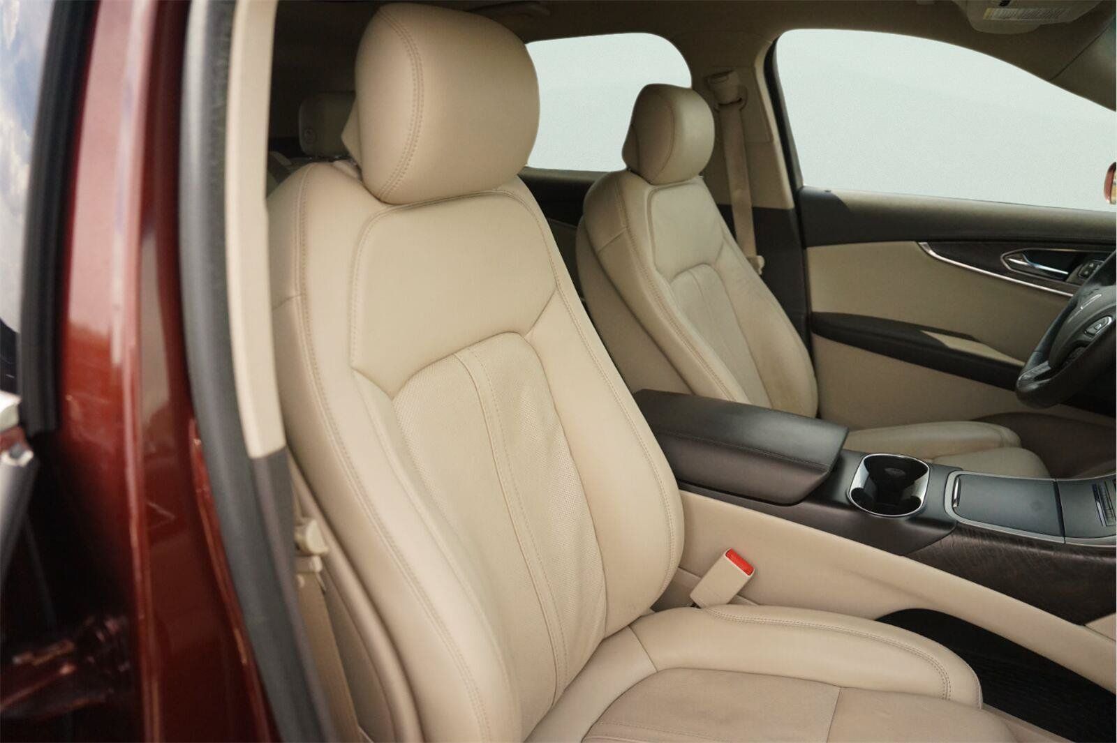 Used 2016 Lincoln MKX Reserve w/ Climate Package FWD image 20