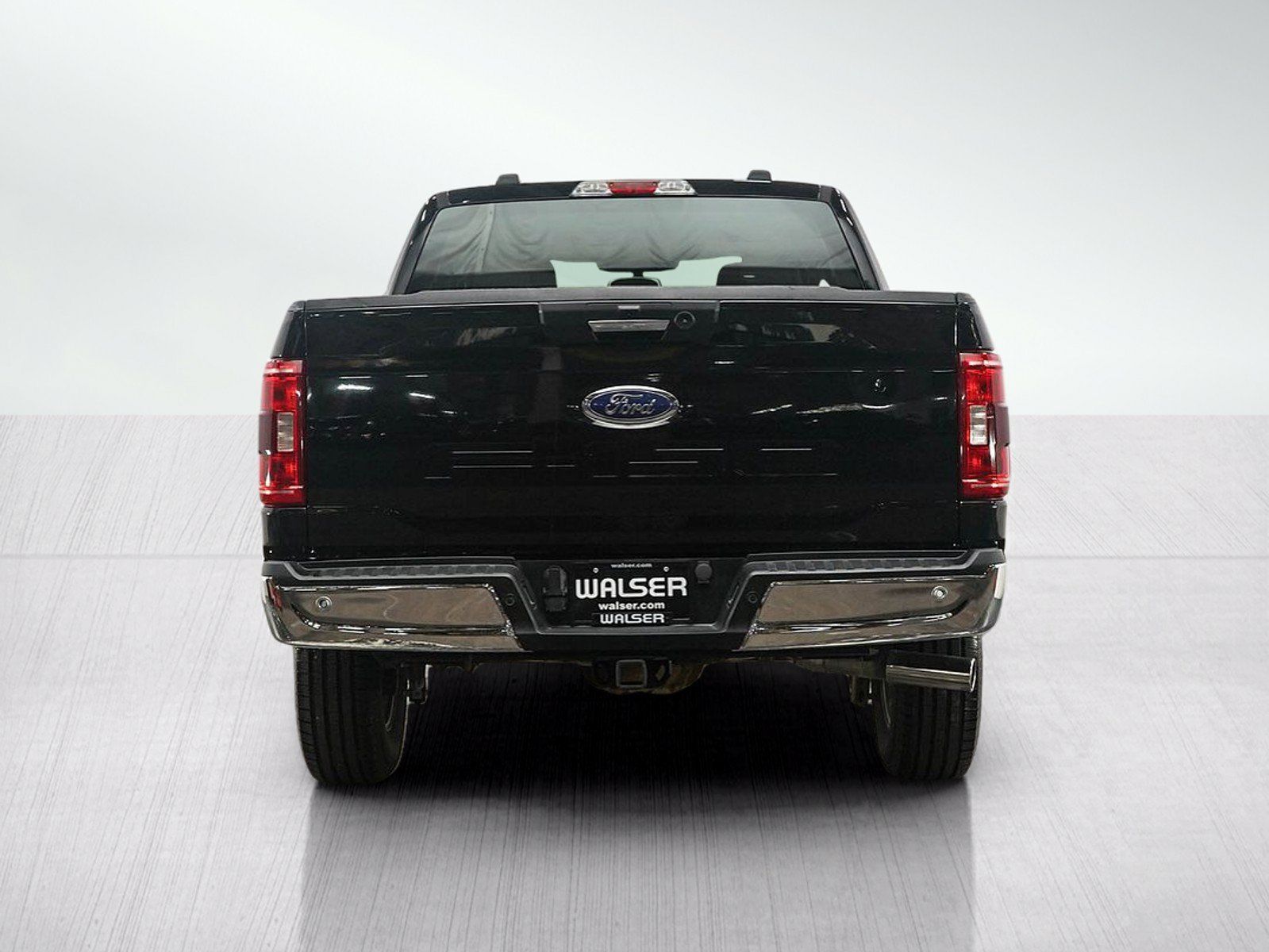 Used 2023 Ford F150 XLT w/ XTR Package AWD/4WD image 4