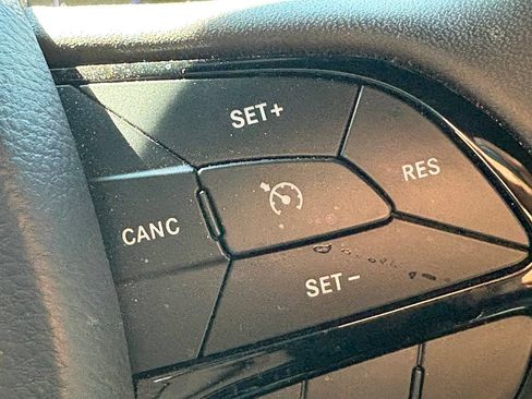 Used 2023 Chrysler 300 S RWD image 15