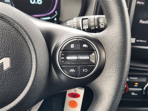 Certified 2023 Kia Soul LX image 28