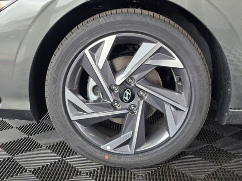 New 2026 Hyundai Elantra Limited FWD image 10