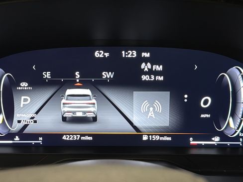 Used 2024 INFINITI QX60 Sensory w/ Vision Package AWD/4WD image 17