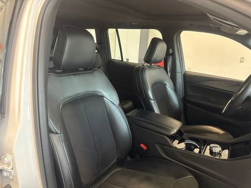 Used 2023 Jeep Grand Cherokee Altitude AWD/4WD image 38