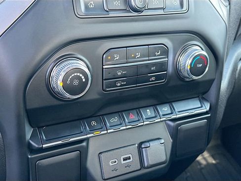 Used 2022 GMC Sierra 1500 Pro w/ Convenience Package image 15