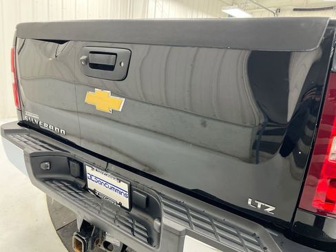 Used 2014 Chevrolet Silverado 3500 LTZ w/ LTZ Plus Package AWD/4WD image 25