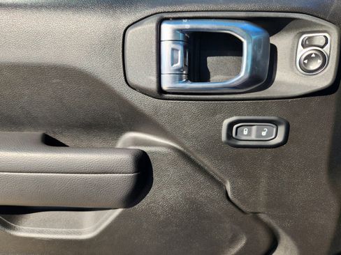 New 2024 Jeep Wrangler Willys image 19