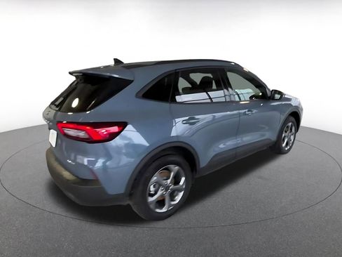 Used 2025 Ford Escape ST-Line image 15
