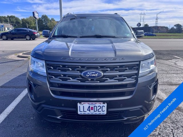 Used 2019 Ford Explorer XLT w/ Equipment Group 202A AWD/4WD image 8