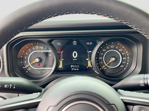 Certified 2025 Jeep Gladiator Mojave image 12