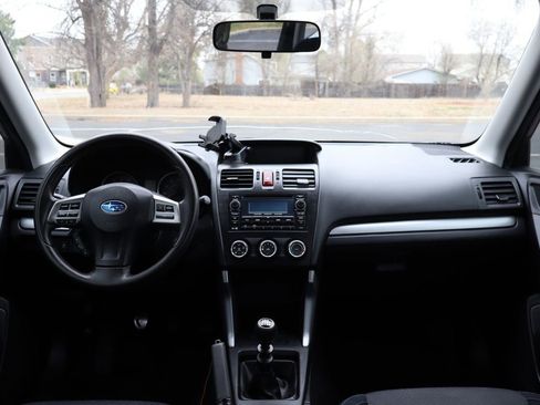 Used 2015 Subaru Forester 2.5i image 16