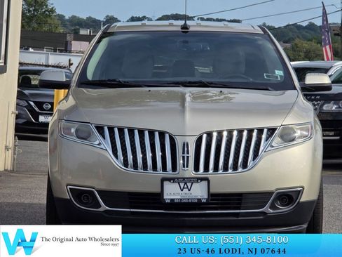 Used 2011 Lincoln MKX 2WD image 2