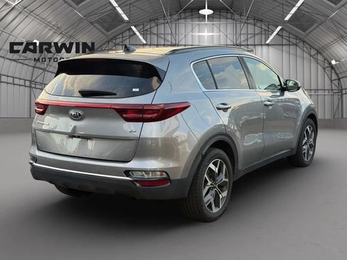 Used 2020 Kia Sportage EX w/ EX Technology Package FWD image 4