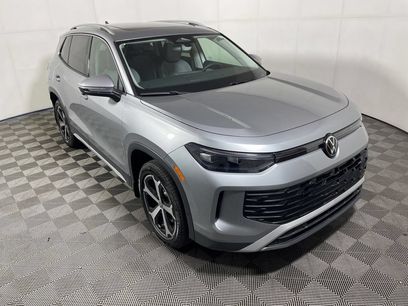 New 2026 Volkswagen Tiguan SE