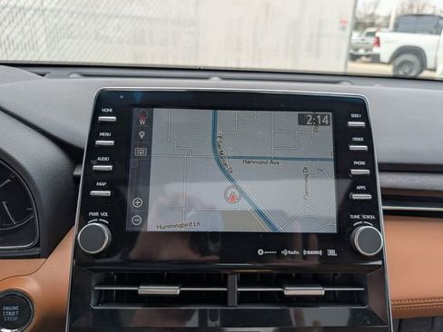 Used 2019 Toyota Avalon Limited w/ Protection Package image 4