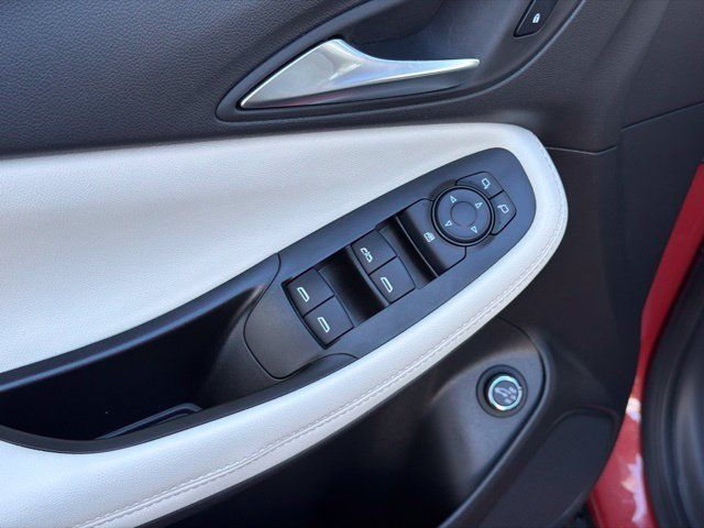 Used 2024 Buick Encore GX Preferred FWD image 12